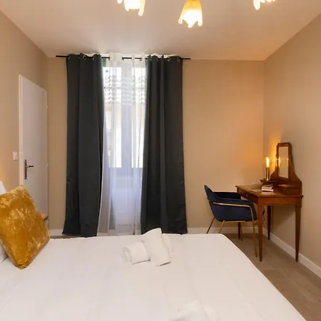 Lueur Des Annees Dorees Apartment